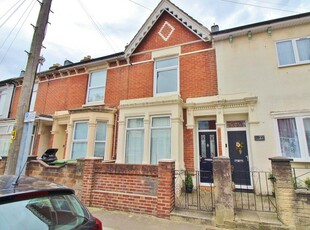 3 bedroom terraced house for sale in Thorncroft Road, Fratton, PO1