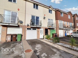 3 bedroom terraced house for sale in White Friars Lane, Plymouth, PL4
