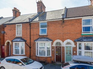 3 bedroom terraced house for sale in York Road, Canterbury, CT1