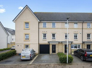 3 bedroom town house for sale in 13 Whiteadder Loan, Liberton, Edinburgh, EH16 6FR, EH16