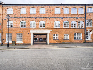 3 bedroom town house for sale in The Minories, Warstone Lane, Jewellery Quarter, B18