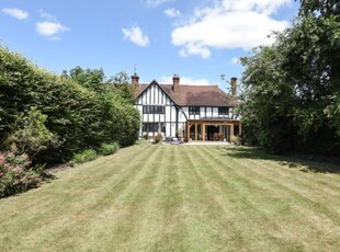 4 Bed House To Rent in Egham, Surrey, TW20 - 680