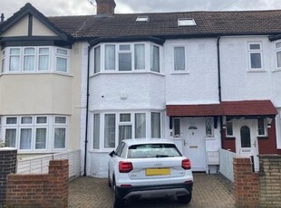 4 Bed House To Rent in New Malden, Greater London, KT3 - 535