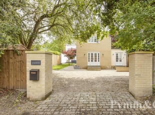 4 bedroom coach house for sale in Town Close Road, Off Todd Lane, NR2