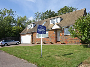 4 bedroom detached house for rent in Available Immediately in Hawkhurst, TN18
