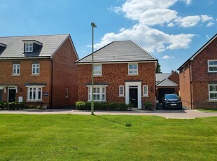 4 bedroom detached house for sale in Bedhampton, Hampshire, PO9