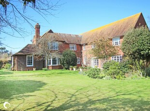 4 bedroom detached house for sale in Broadstairs, CT10