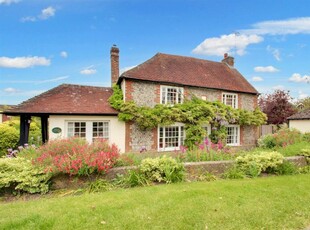4 bedroom detached house for sale in Church Lane, Ferring, BN12