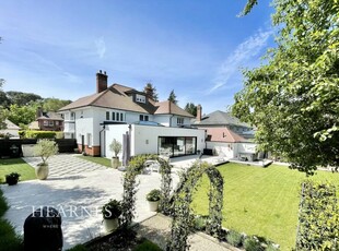 4 bedroom detached house for sale in Elgin Road, Talbot Woods, Bournemouth, BH4
