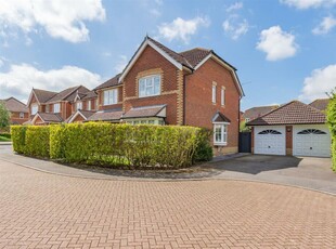 4 bedroom detached house for sale in Firmin Avenue, Boughton Monchelsea, ME17