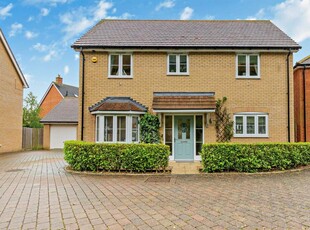 4 bedroom detached house for sale in Hawthorn Close, Maidstone, ME15