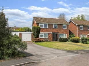 4 bedroom detached house for sale in Manningford Close, Winchester, Hampshire, SO23