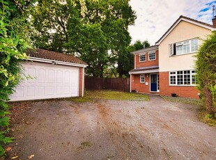 4 bedroom detached house for sale in Merstal Drive, Solihull, B92