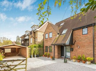 4 Bedroom Detached House For Sale In North Oxford