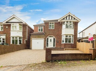 4 bedroom detached house for sale in Nottingham Road, Nuthall, Nottingham, NG16