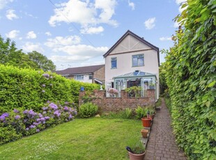 4 bedroom detached house for sale in Parkstone, BH12