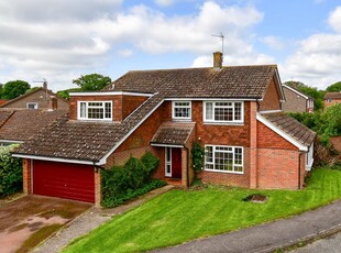 4 bedroom detached house for sale in Rough Common, Canterbury, Kent, CT2