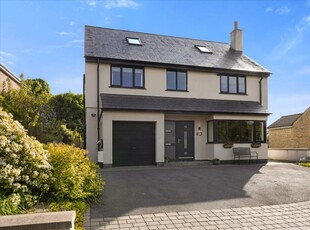 4 bedroom detached house for sale in Ryeworth Road, Charlton Kings, Cheltenham, Gloucestershire, GL52