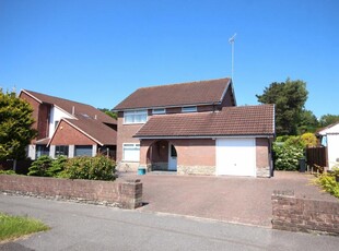 4 bedroom detached house for sale in Steeple Close, Poole, Dorset, BH17