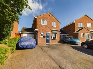 4 bedroom detached house for sale in Tall Elms Close, Churchdown, Gloucester, GL3
