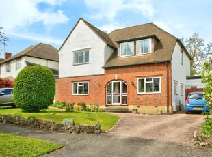 4 bedroom detached house for sale in The Close, Sevenoaks, TN13
