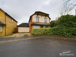 4 Bedroom Detached House For Sale In Whitchurch, Aylesbury