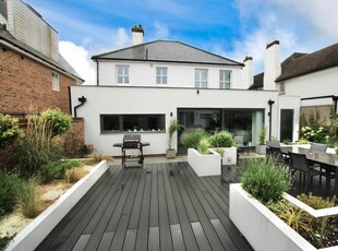 4 bedroom detached house for sale in Whitstable Road, Canterbury, CT2