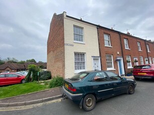 4 bedroom end of terrace house for rent in York Place, Worcester, Worcestershire, WR1