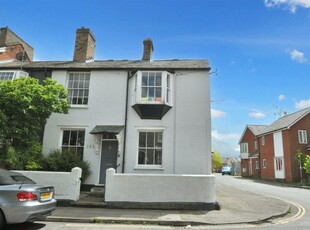 4 bedroom end of terrace house for sale in London Road, Ipswich, IP1