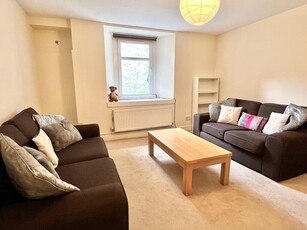 4 bedroom flat for rent in Hampton Terrace, Roseburn, Edinburgh, EH12
