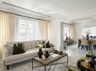4 bedroom flat for sale in Southampton Street, Covent Garden, London, WC2E