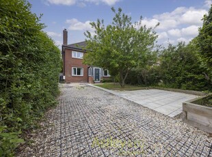 4 bedroom semi-detached house for sale in Longe Road, Old Catton, Norwich, NR6