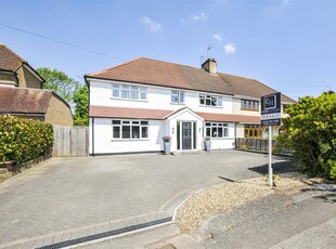 4 bedroom semi-detached house for sale in North Riding, Bricket Wood, St. Albans, AL2