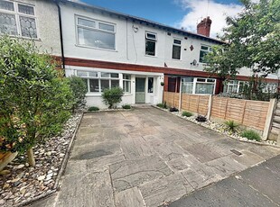 4 bedroom terraced house for sale in Cavendish Road, West Didsbury, M20