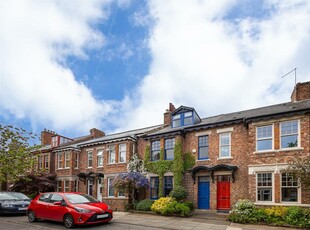 4 bedroom terraced house for sale in Sidney Grove, Fenham, Newcastle upon Tyne, NE4