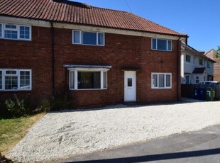 5 Bed House To Rent in Cardwell Crescent, Headington, OX3 - 589
