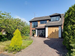 5 bedroom detached house for sale in Appleton Road, Upton, CH2