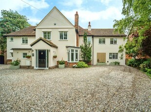 5 bedroom detached house for sale in Day's Lane, Biddenham, Bedford, Bedfordshire, MK40