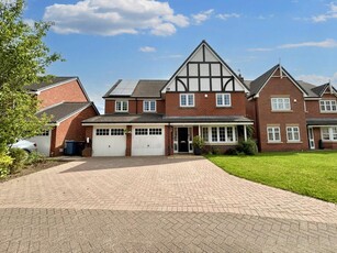 5 bedroom detached house for sale in Godolphin Close, Eccles, M30
