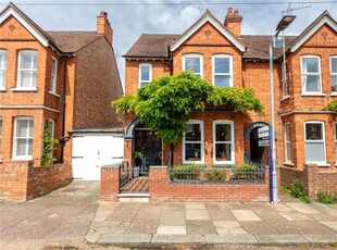 5 bedroom semi-detached house for sale in Campbell Road, Bedford, MK40