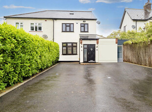 5 bedroom semi-detached house for sale in Church Road, Kelvedon Hatch, Brentwood, Essex, CM14