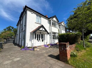 5 bedroom semi-detached house for sale in Reedley Road, Stoke Bishop, BS9