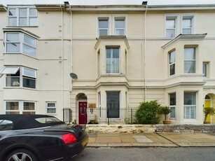 5 bedroom terraced house for sale in Grand Parade, West Hoe, Plymouth, PL1