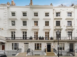 5 bedroom terraced house for sale in Ovington Square, London, SW3