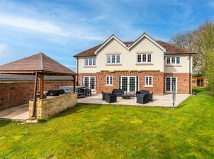 6 bedroom detached house for sale in The Fairway, Broome Manor, Swindon, Wiltshire, SN3