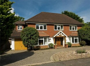 6 Bedroom Detached House For Sale In Walton-on-thames, Surrey