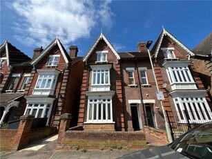 Studio flat for sale in Foster Hill Road, Bedford, Bedfordshire, MK41