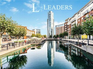Studio flat for sale in Gunwharf Quays, Portsmouth, Hampshire, PO1