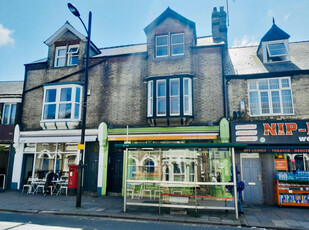 Studio flat for sale in Mill Road, Cambridge, CB1