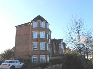 2 bedroom apartment to rent London, SE28 8FT